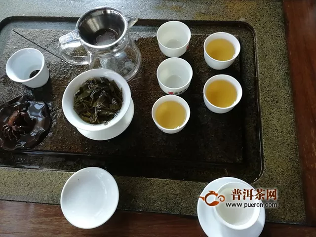 2015年天弘易武曼撒 普洱茶（生茶）试用报告