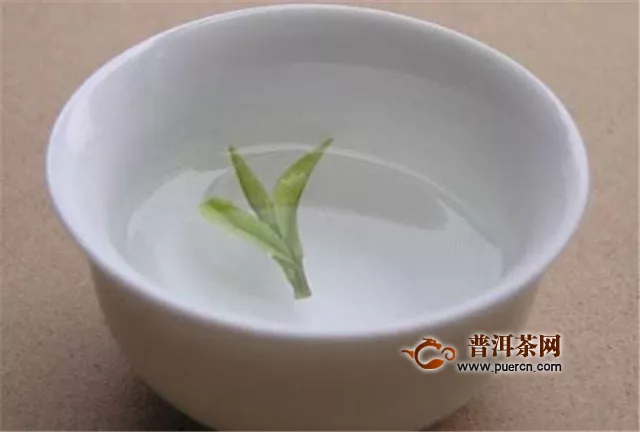 發(fā)酵的白茶是什么茶？白茶本身就是微發(fā)酵茶