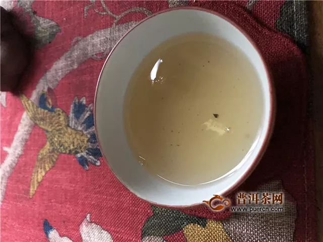 百年下關(guān)，2016年下關(guān)沱茶南詔金芽沱生茶試用評(píng)測(cè)報(bào)告