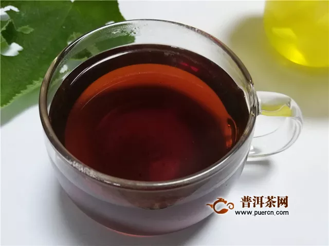 陳木香濃，甜潤可口的好熟茶：2015年天弘天弘論道熟茶試用評測報告