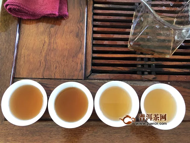 静下心来品一杯茶：2018年“千山叶”糯香普洱小沱茶品饮测评