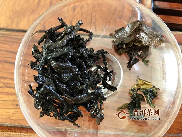 静下心来品一杯茶：2018年“千山叶”糯香普洱小沱茶品饮测评