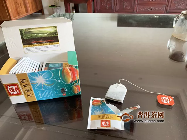 尋找初戀的感覺：品鑒 2018年大益茉莉普洱生茶