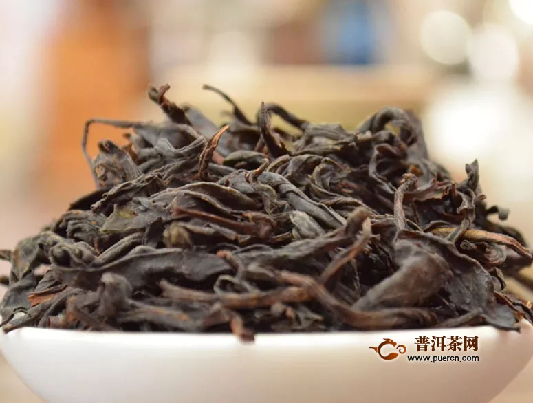 长期喝乌龙茶好吗？喝乌龙茶的功效简述