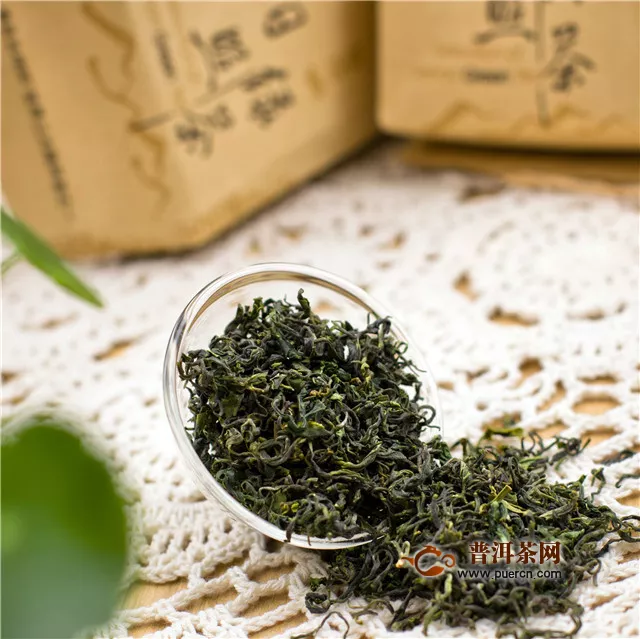 崂山绿茶特征：叶片厚、豌豆香、滋味浓、耐冲泡