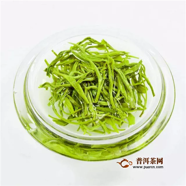 崂山绿茶特征：叶片厚、豌豆香、滋味浓、耐冲泡