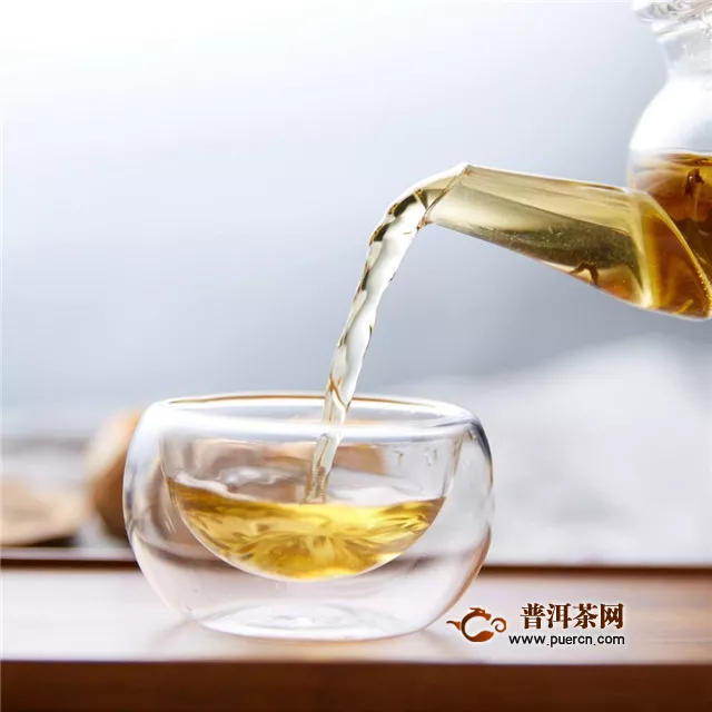 红茶不能跟什么一起吃？红茶不能与狗肉同食！