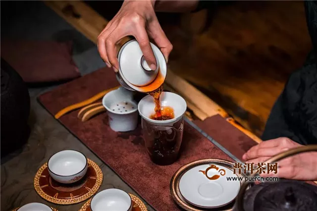 茯茶的泡制方法，暖茶、凉茶、奶茶都可泡！