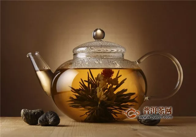 黄茶适合什么季节喝？黄茶最适合夏、秋季节饮用