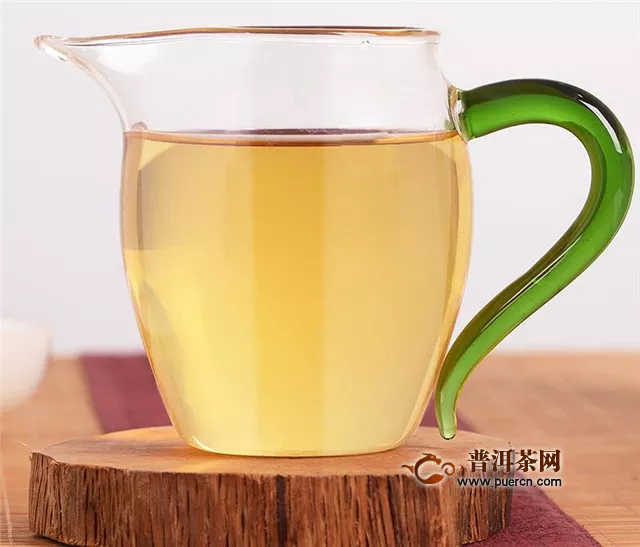 白茶的内含物质，白茶黄酮的含量较高！