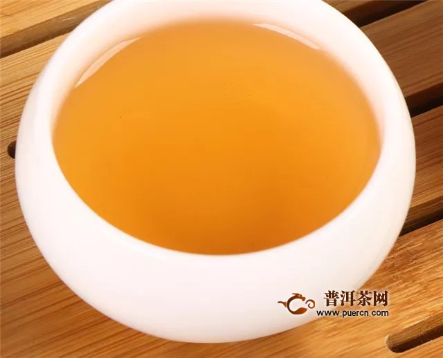 白茶怎么泡？盖碗和紫砂壶是最通行的泡法