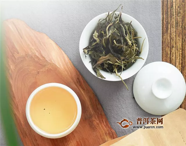 綠茶與白茶有什么區(qū)別？工藝、特點、功效都不一樣！