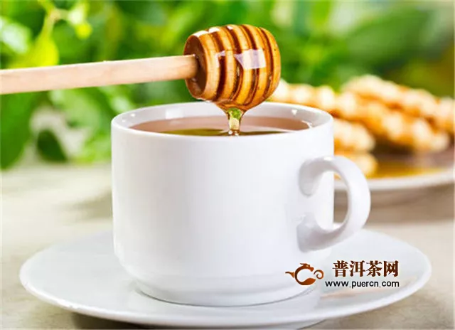 早上喝绿茶蜂蜜好吗？慢性咽喉炎的患者最适合早上喝！