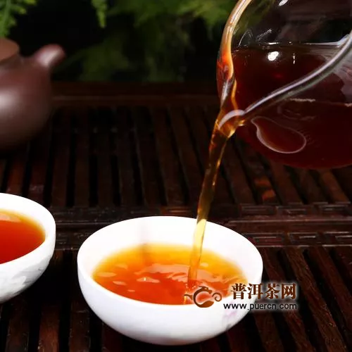 红茶中含有什么成分？喝红茶可以降火吗?