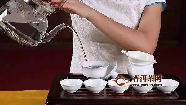 乌龙茶饮用方式及注意事项
