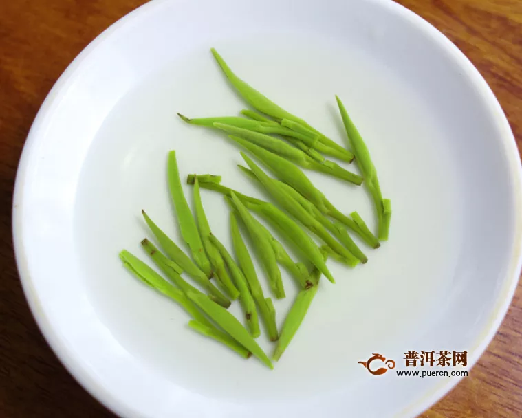 竹叶青属于什么类型茶？
