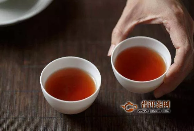 祁門紅茶揚(yáng)名于國內(nèi)外