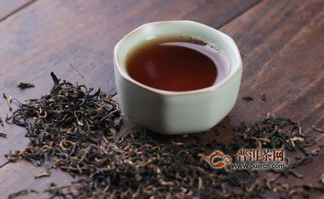 烏龍茶和紅茶包含的品種不同