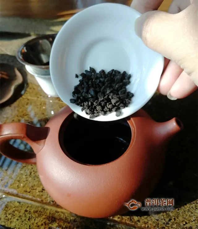 2019年泉海茶石糯香家庭装熟茶240克试用评测报告（二）