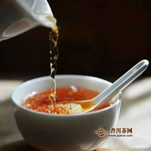 年底了談下對(duì)普洱茶行業(yè)的一些思考