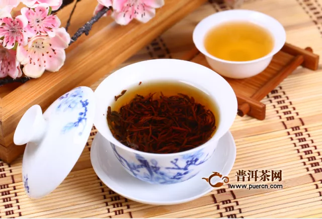 紅茶用什么茶具泡好？首推紫砂壺喝蓋碗