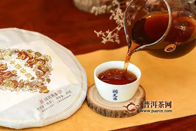 潤(rùn)元昌茶業(yè)：閑賦在家，水沸爐暖煮茶香，享受慢慢時(shí)光