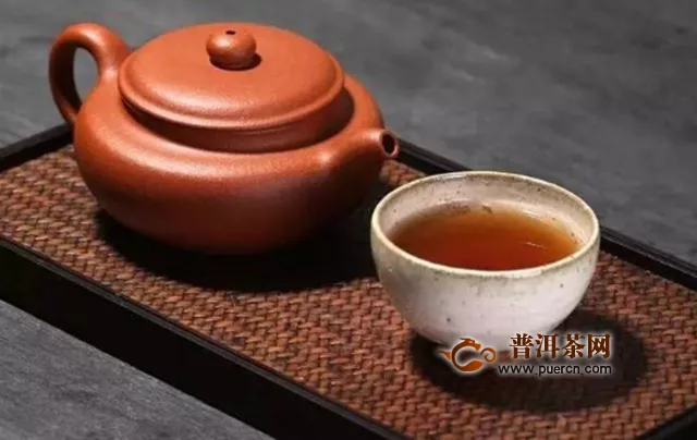紫砂壶泡红茶：红茶适合用什么壶泡？