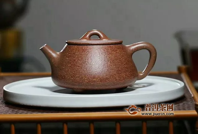 紫砂知识：宜兴紫砂茶壶的特点