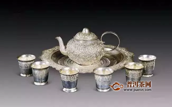 金属茶具的现代茶具