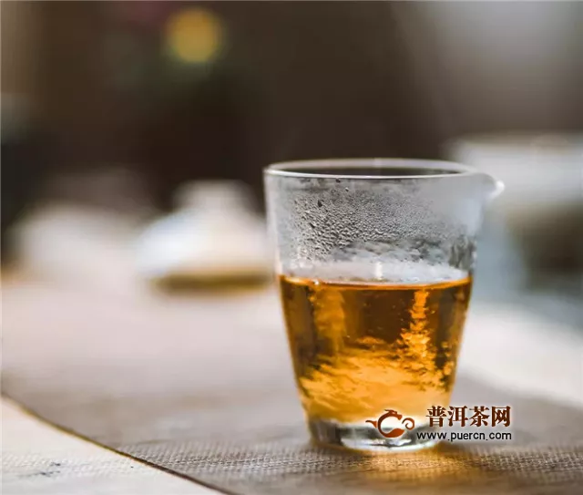 福鼎白茶饼泡多长时间？第一泡30秒左右