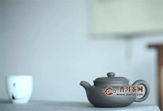 巖茶用什么紫砂壺泡好？