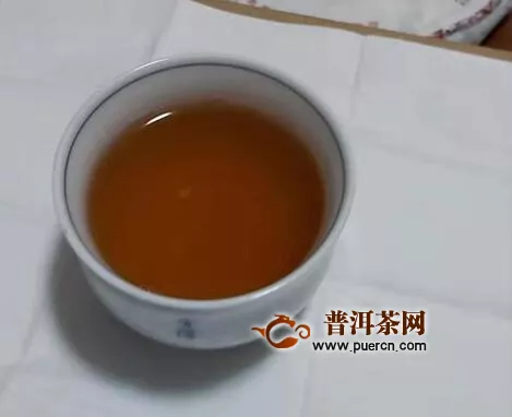 滇人遺我龍園號(hào)，塵心洗盡興難盡：2019年龍園號(hào)勐海七子餅