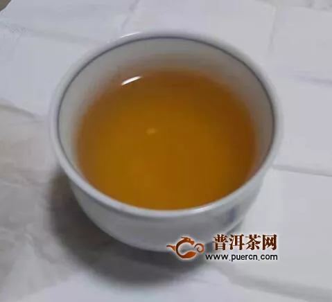 滇人遺我龍園號(hào)，塵心洗盡興難盡：2019年龍園號(hào)勐海七子餅