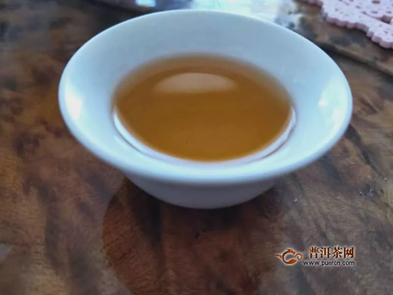 2018年蒲门茶业凤庆23°滇红茶：鲜润醇厚，香气馥郁