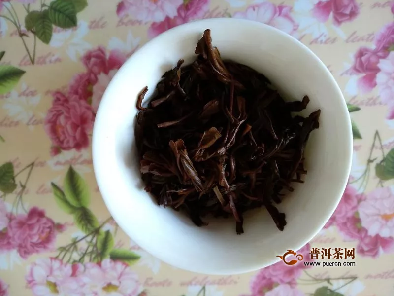 天然馈赠，自然原香:凤庆23°·大美滇红茶