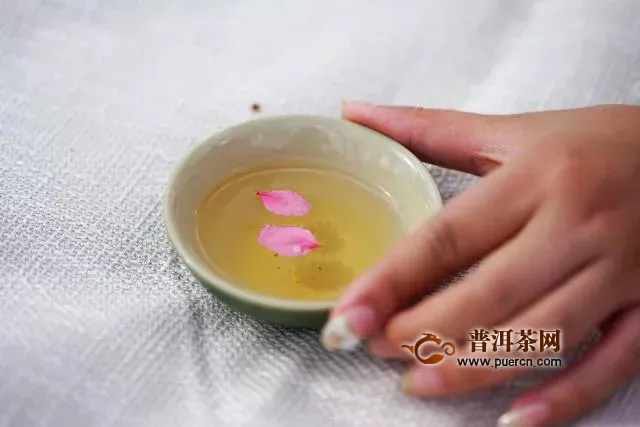 普洱茶干貨！什么是茶葉的生津回甘？