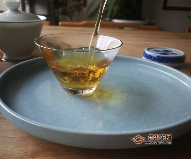 滇红茶的泡法及汤色