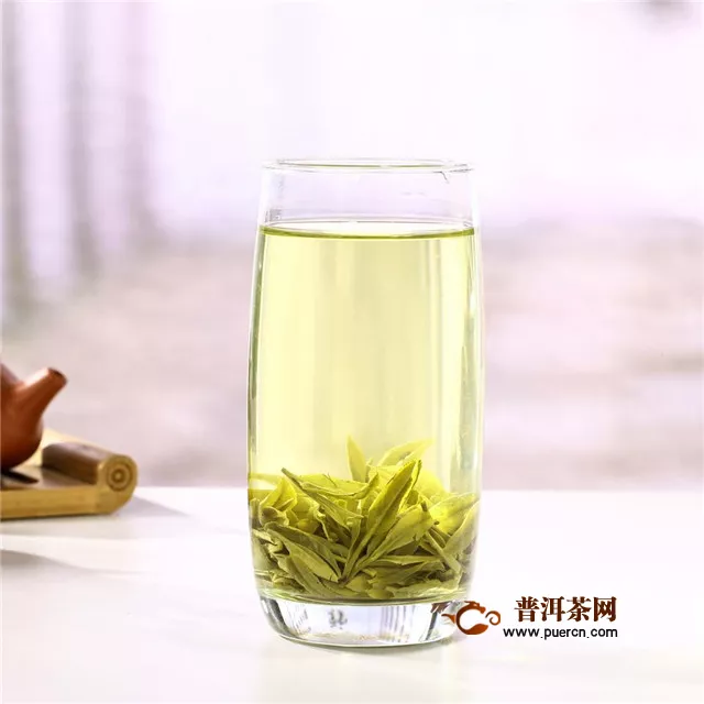 綠茶怎樣區(qū)分春茶還是秋茶？要“干看+濕看”