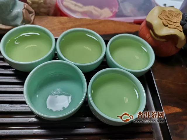 2019年龍園茶業(yè)成立20周年紀(jì)念生磚：苦澀時(shí)正是芳香將至