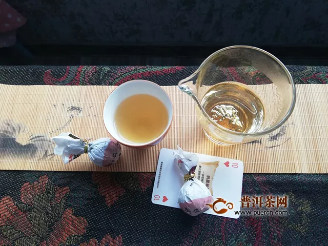 2019年勐海本木古茶业古小白美人珠白茶：看你骨骼清奇，必定来日可期