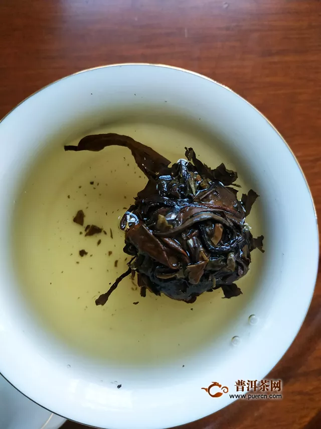 2019年本木古茶业古小白美人珠：一款甜润适口，经久耐泡的好茶