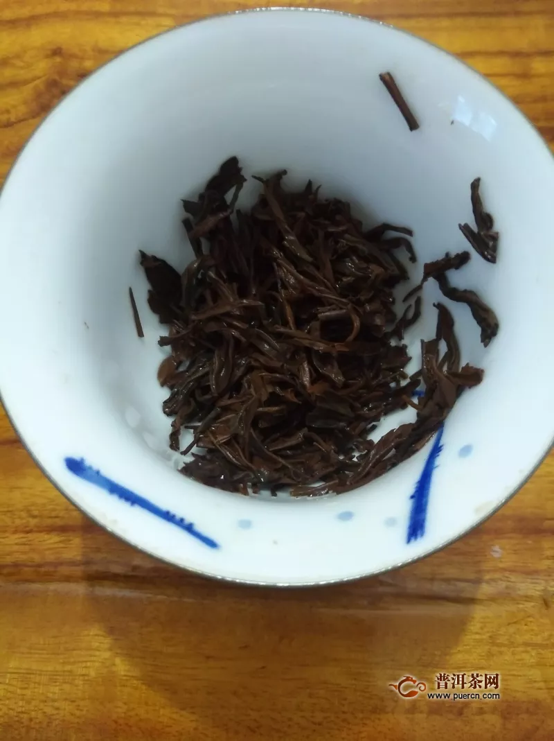 2018年蒲門茶業(yè)繽紛時代紫鳳金針滇紅茶：上若善水，小資情調(diào)