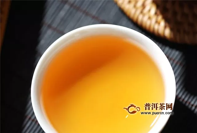 新工艺白茶与传统白茶