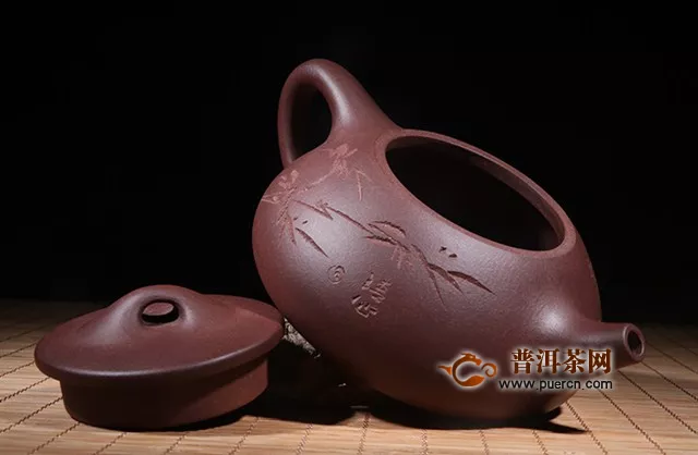 紫砂壶和陶瓷壶哪个泡茶好