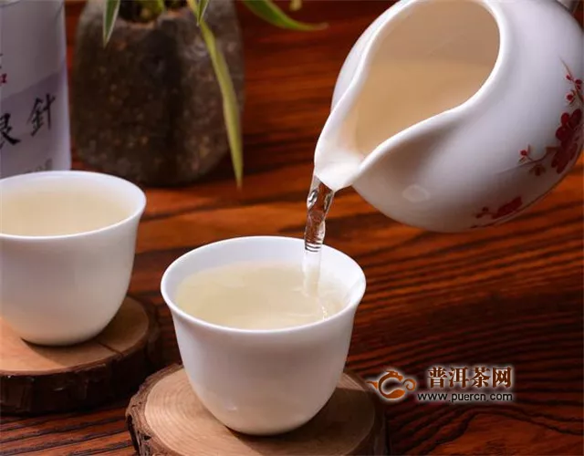白茶适合什么季节喝？