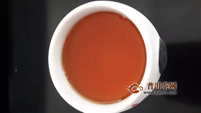 2019年七彩云南大叶金红滇红茶：暖胃更暖心