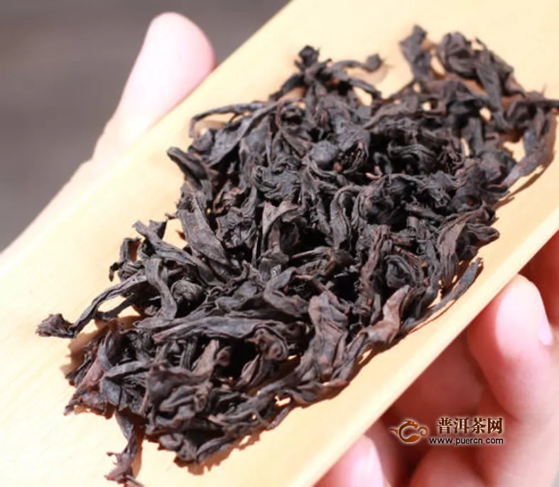  武夷岩茶用来拼配茶种