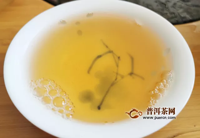 2013年下關(guān)沱茶FT特制金瓜貢茶：湯色明亮，口感豐富