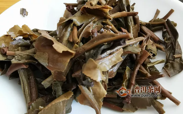 2013年下關(guān)沱茶FT特制金瓜貢茶：湯色明亮，口感豐富