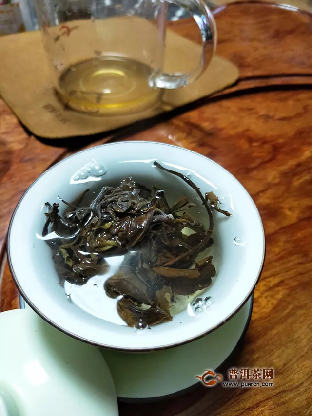 2019年勐海本木古茶业古小白美人珠：喝出了苦和甜，清和涩